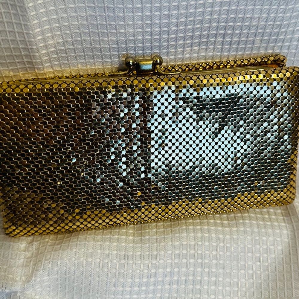 VINTAGE Whiting and Davis wallet